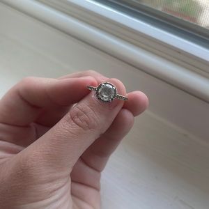 Round sparkle halo ring pandora